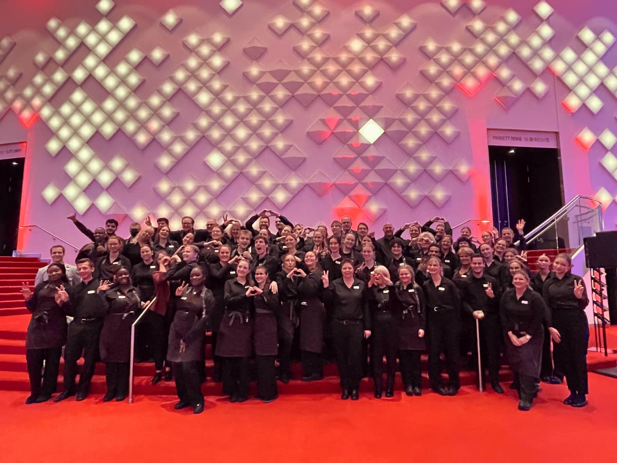 eventteam bei der MJ Premiere im Stage Theater an der Elbe Hamburg 3