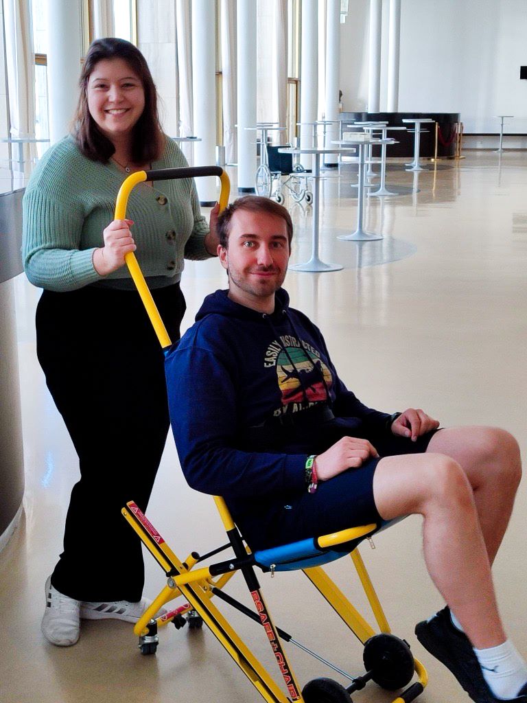 Evac-Chair_Schulung_in_der_Hamburgischen_Staatsoper_02.jpg