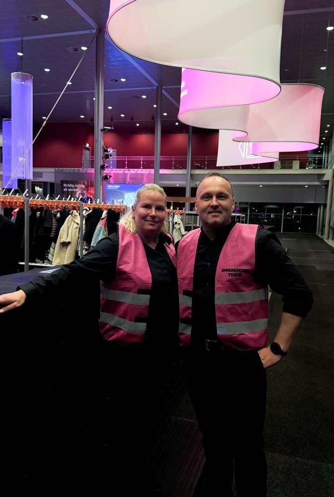 Samantha Robert in der OVB Arena Awareness 01