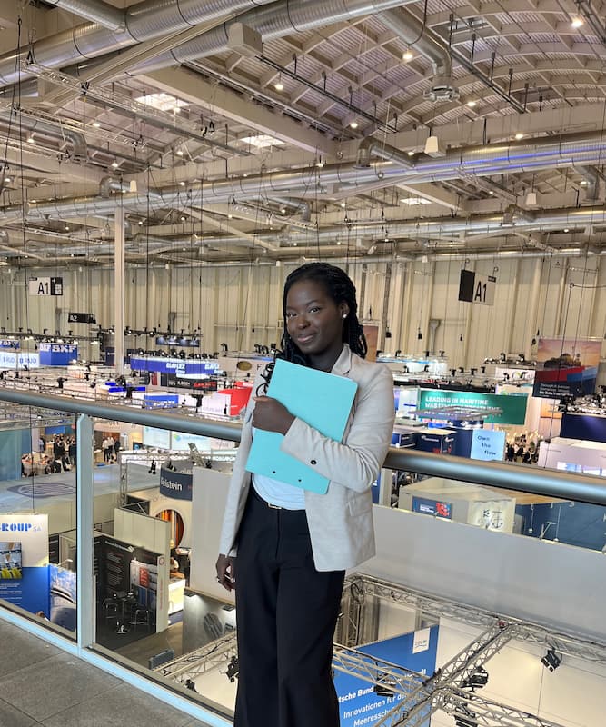 smm 2026 eventteam hmc hostess im einsatz